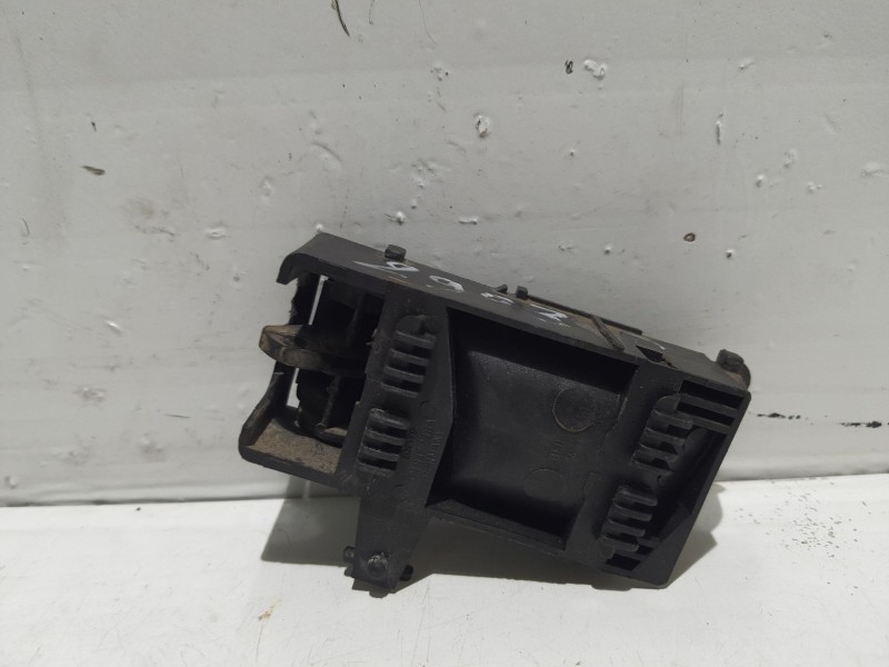 Recambio de maneta interior trasera derecha para volkswagen jetta (165/167) referencia OEM IAM   