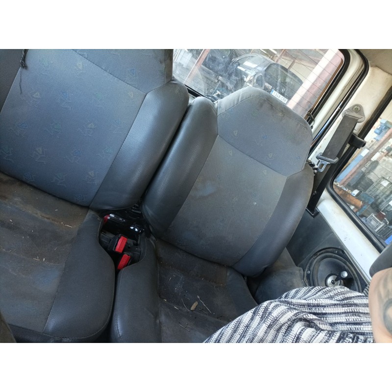Recambio de asientos trasero izquierdo para suzuki vitara cabrio (et) 2.0 hdi (se 420hdi) referencia OEM IAM   