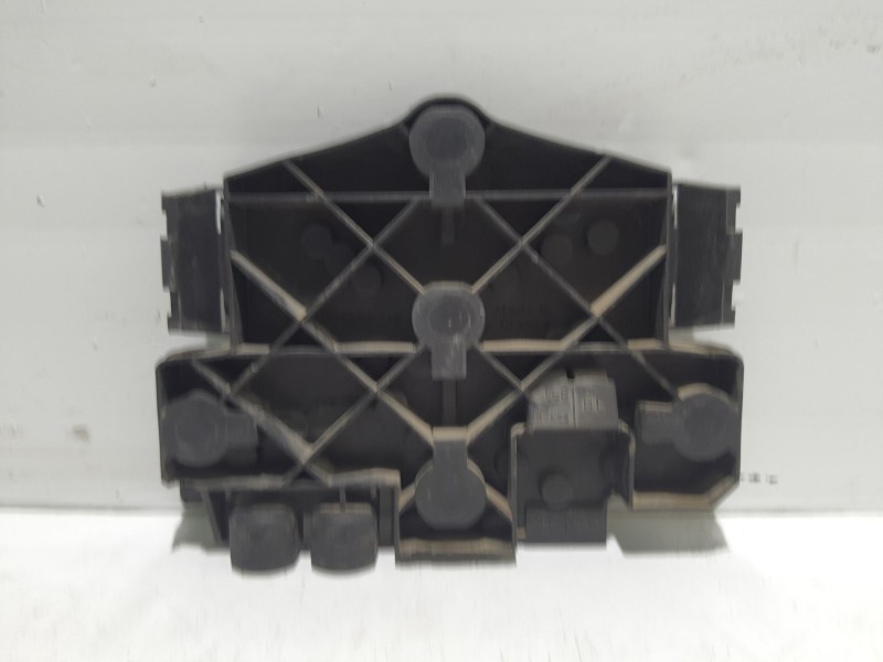 Recambio de portalamparas para volkswagen jetta (165/167) referencia OEM IAM 165945257A  