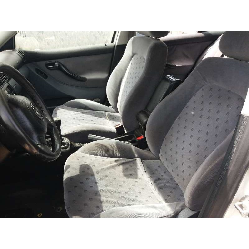 seat toledo (1m2)    |   0.99 - 0.04 | 1999 - 2004 del año 1999