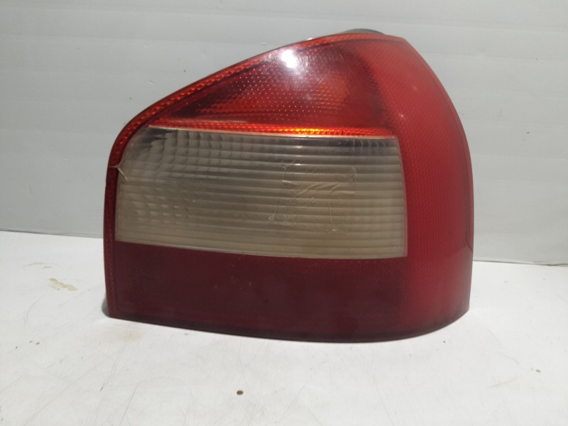 Recambio de piloto trasero derecho para audi a3 (8l1) 1.9 tdi referencia OEM IAM 8L0945096C  