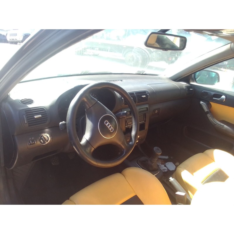 audi a3 (8l1) del año 2002