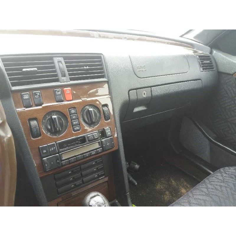 mercedes clase c (w202) berlina 2.5 diesel cat   |   0.93 - ... | 1993 | 113 cv / 83 kw del año 1993