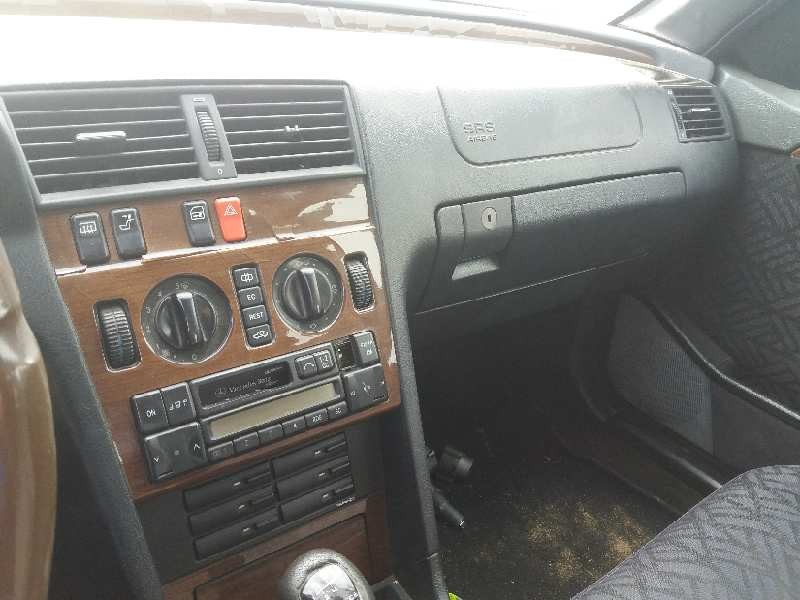 mercedes clase c (w202) berlina 2.5 diesel cat   |   0.93 - ... | 1993 | 113 cv / 83 kw del año 1993