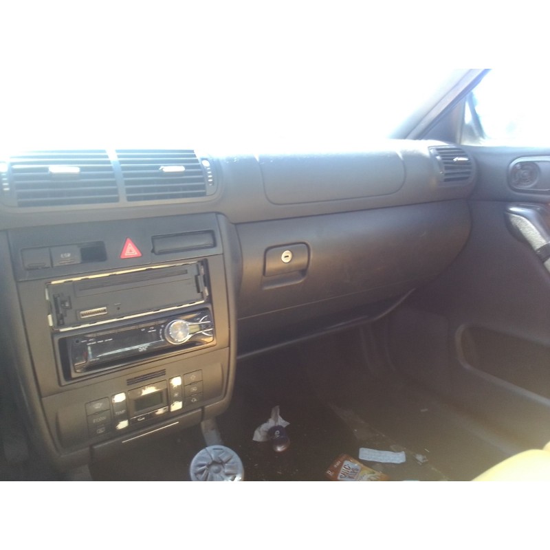 audi a3 (8l1) del año 2002