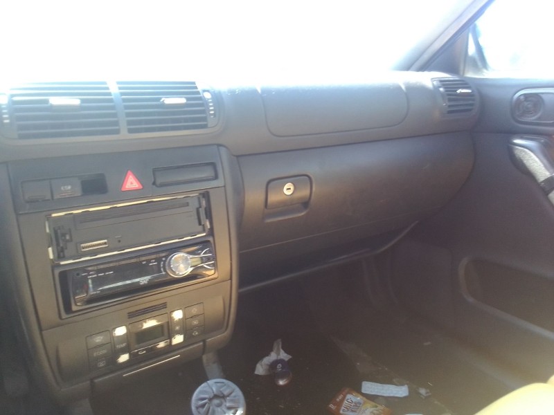 audi a3 (8l1) del año 2002