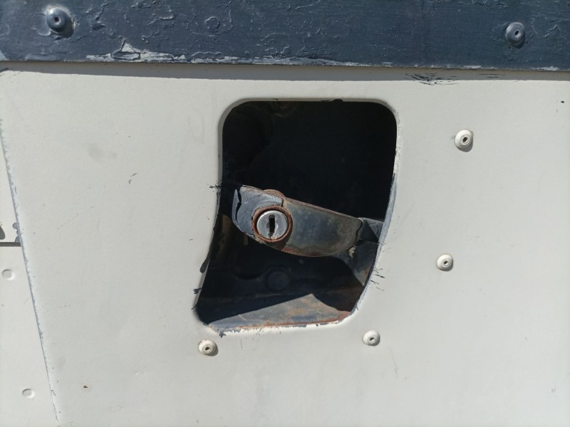 Recambio de cerradura maletero / porton para land rover 88 diesel referencia OEM IAM   