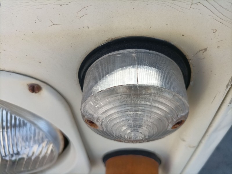 Recambio de piloto delantero izquierdo para land rover 88 diesel referencia OEM IAM   