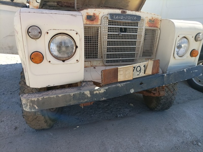 Recambio de paragolpes delantero para land rover 88 diesel referencia OEM IAM   