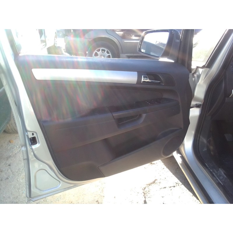 opel zafira / zafira family b (a05) del año 2012