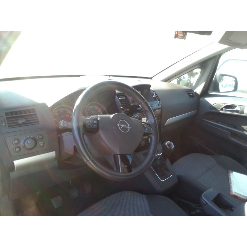 opel zafira / zafira family b (a05) del año 2012