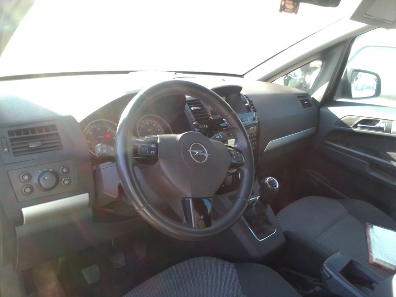 opel zafira / zafira family b (a05) del año 2012