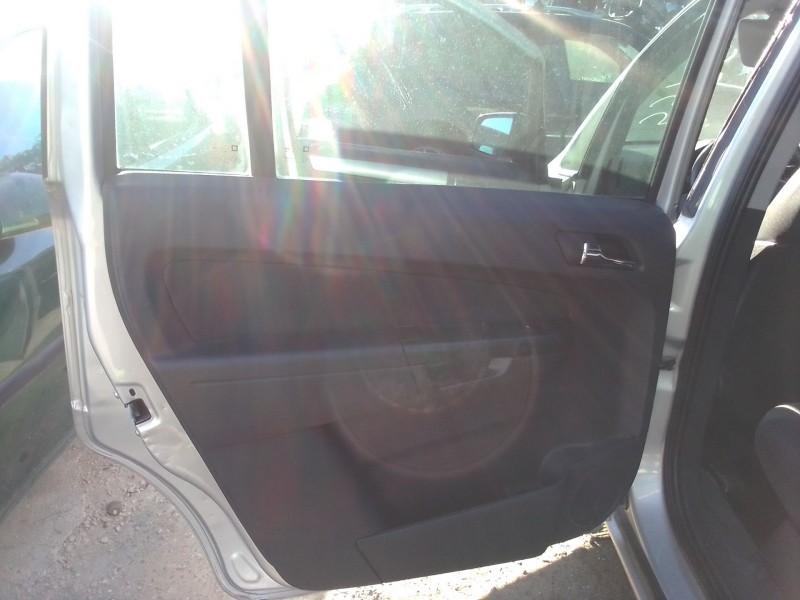 opel zafira / zafira family b (a05) del año 2012