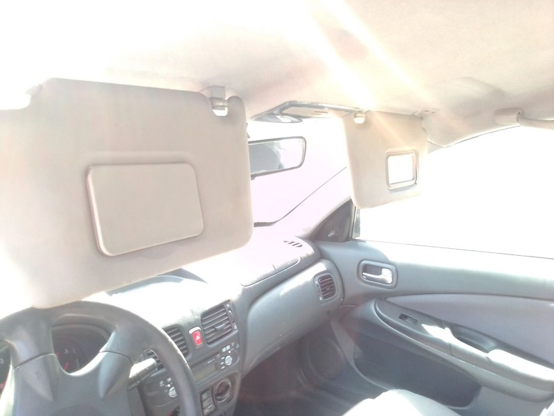 nissan almera ii hatchback (n16) del año 2004