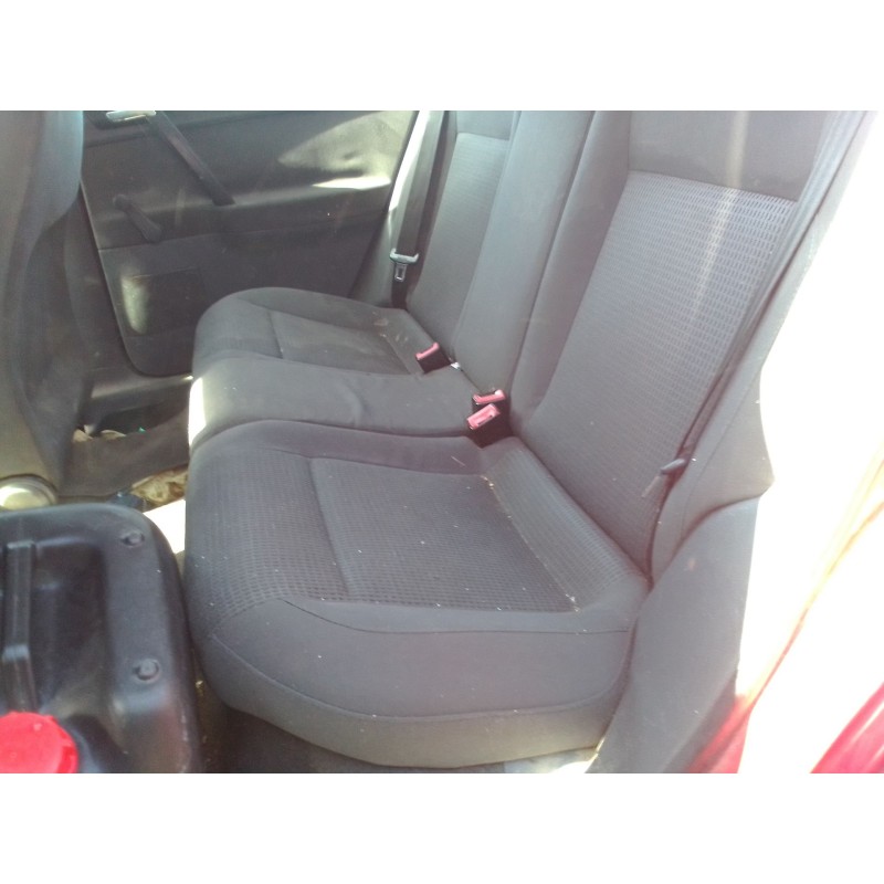 volkswagen polo iv sedán (9a4, 9a2, 9n2, 9a6) del año 2003