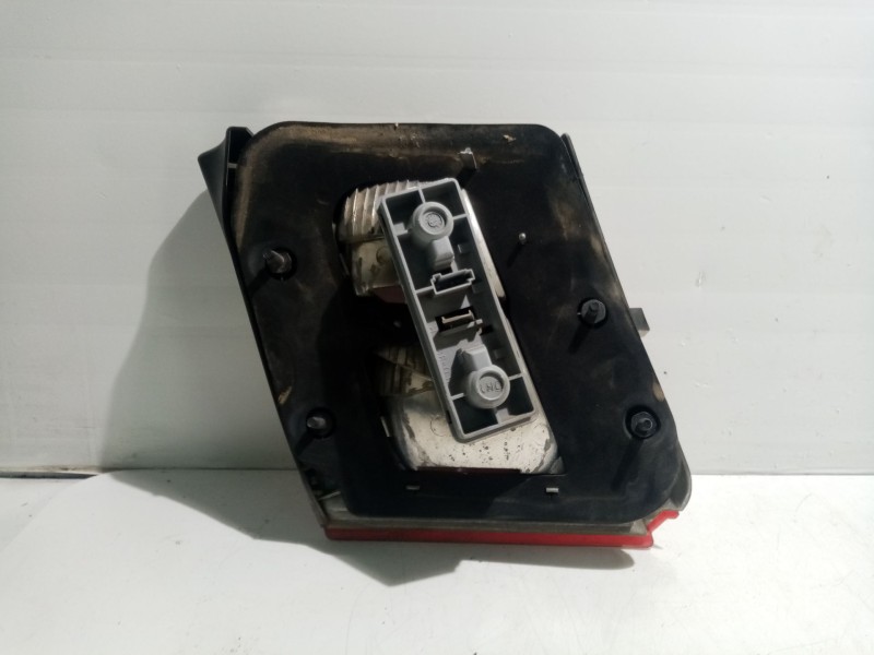 Recambio de piloto trasero derecho interior para saab 9-5 berlina referencia OEM IAM   