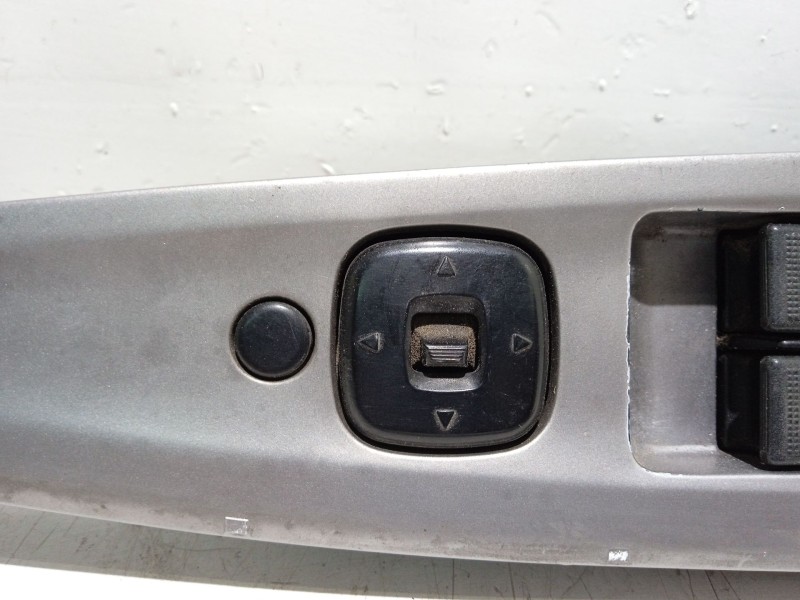 Recambio de mando retrovisor para mazda 2 berlina (dy) referencia OEM IAM 0  