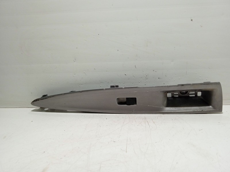 Recambio de mando elevalunas delantero derecho para mazda 2 berlina (dy) referencia OEM IAM 0  