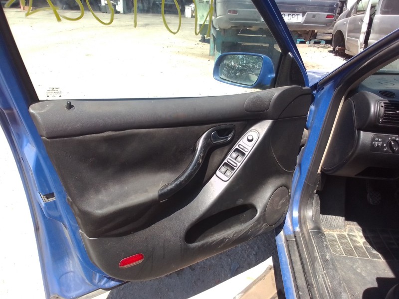 seat leon (1m1) del año 2002