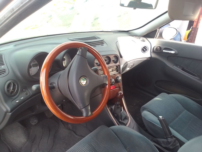 alfa romeo 156 (932_) del año 2001