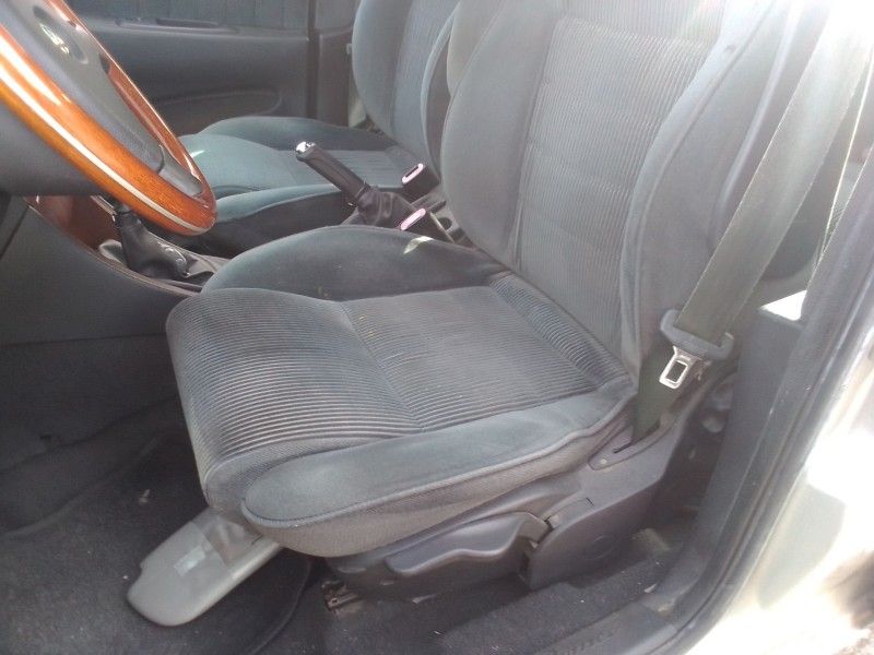 alfa romeo 156 (932_) del año 2001