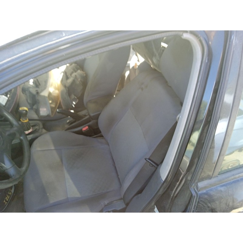 Recambio de asiento delantero izquierdo para nissan almera ii hatchback (n16) 2.2 dci referencia OEM IAM 0  