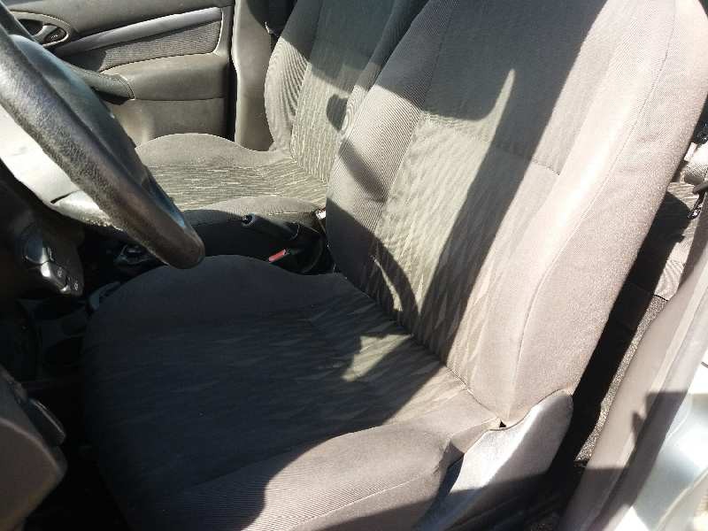 ford focus berlina (cak)    |   0.98 - 0.04 | 1998 - 2004 del año 1998