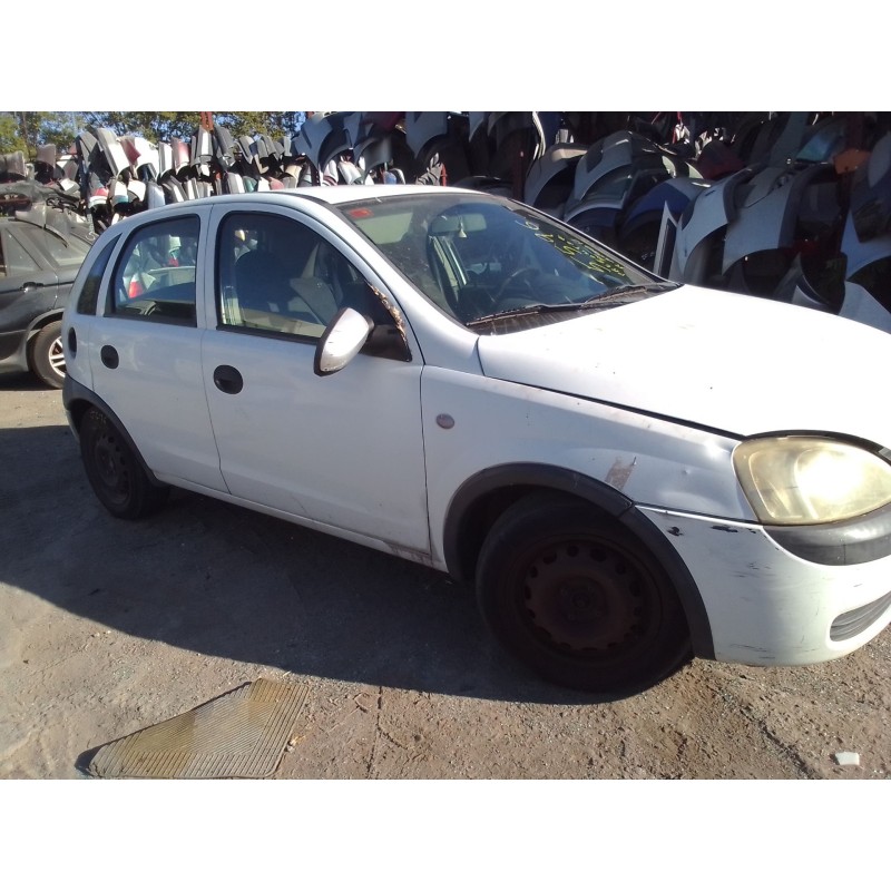 opel corsa c (x01) del año 2000