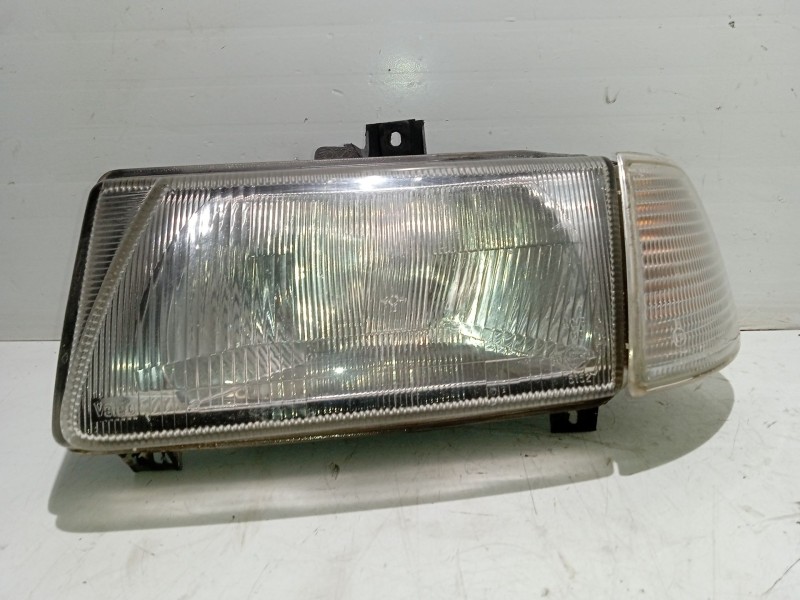 Recambio de faro izquierdo para seat ibiza ii (6k1) 1.4 i referencia OEM IAM 6K1941015B  