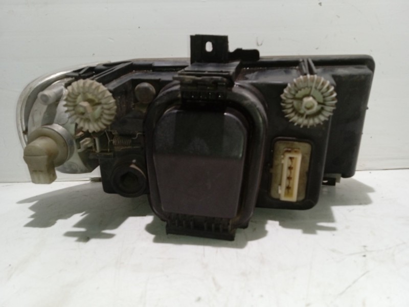 Recambio de faro izquierdo para seat ibiza ii (6k1) 1.4 i referencia OEM IAM 6K1941015B  