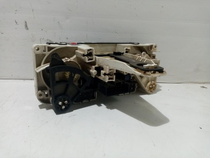 Recambio de mando calefaccion / aire acondicionado para nissan micra (k12e) referencia OEM IAM F667193V01  
