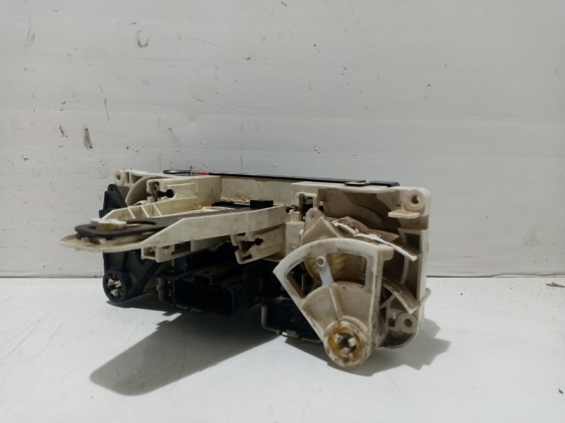 Recambio de mando calefaccion / aire acondicionado para nissan micra (k12e) referencia OEM IAM F667193V01  