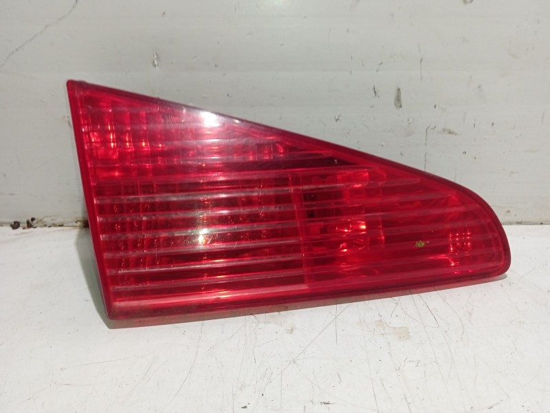 Recambio de piloto trasero izquierdo interior para peugeot 607 (s1) básico referencia OEM IAM   