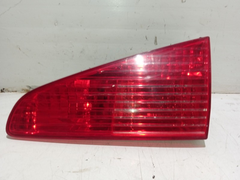 Recambio de piloto trasero derecho interior para peugeot 607 (s1) básico referencia OEM IAM   