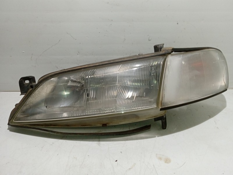 Recambio de faro izquierdo para opel vectra b (j96) 1.6 i 16v (f19) referencia OEM IAM 0  