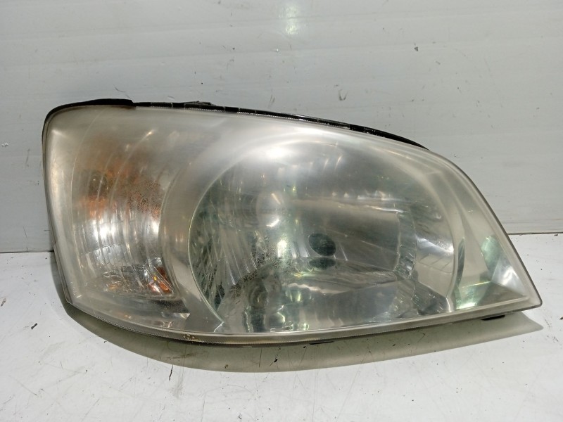 Recambio de faro derecho para hyundai getz (tb) 1.1 referencia OEM IAM 921201C010  
