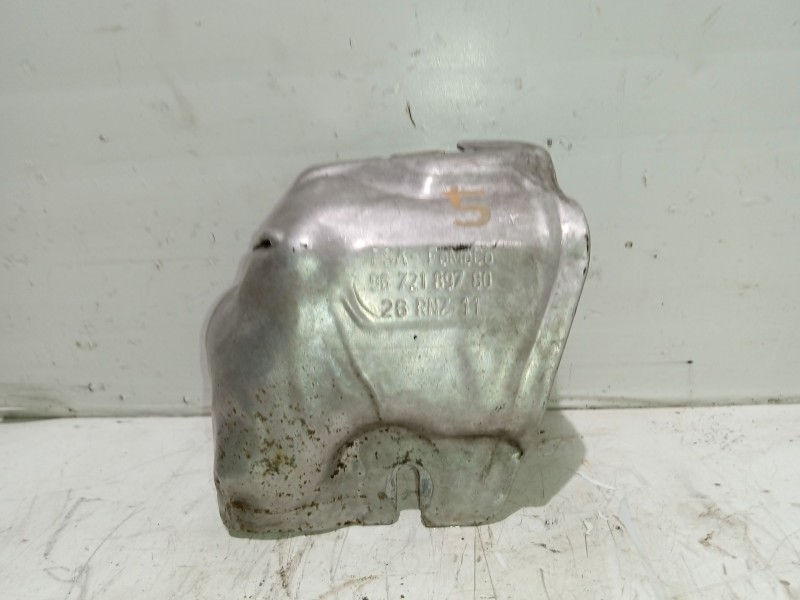 Recambio de protector calorifico motor para peugeot 208 referencia OEM IAM   