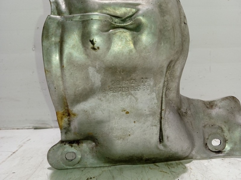 Recambio de protector calorifico motor para peugeot 208 referencia OEM IAM   