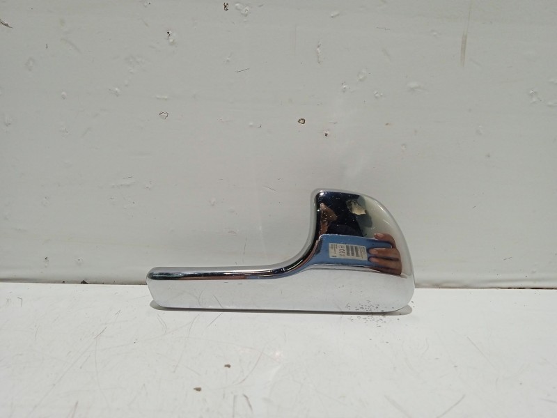 Recambio de maneta interior delantera derecha para seat ibiza (6l1) 1.2 referencia OEM IAM 6L0837226  