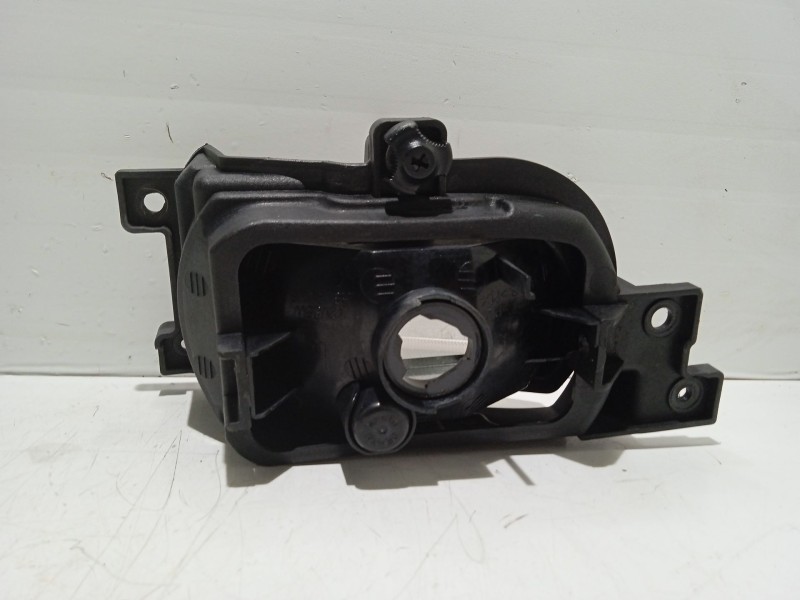 Recambio de faro antiniebla izquierdo para kia carnival referencia OEM IAM   