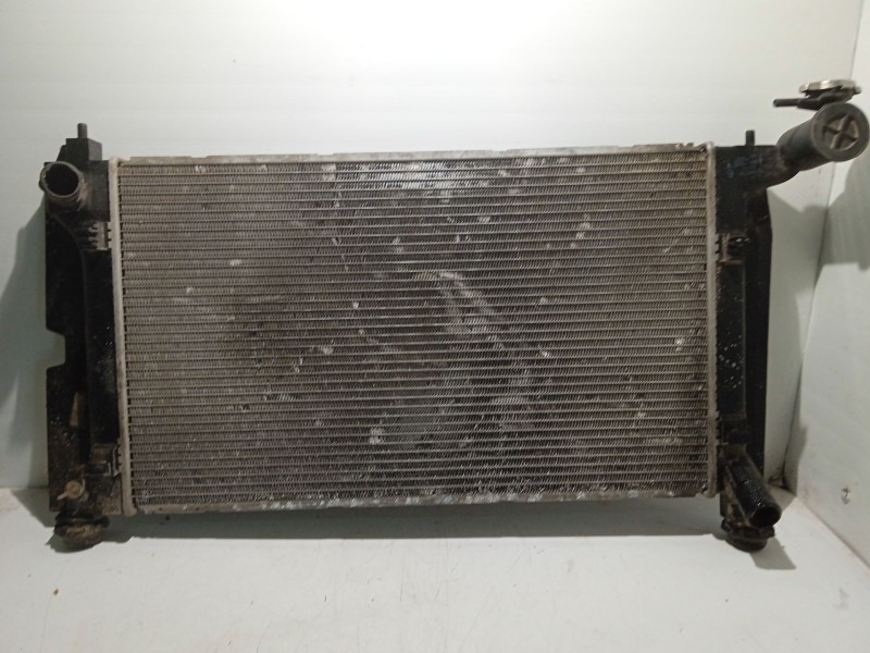 Recambio de radiador agua para toyota auris referencia OEM IAM 422172622  