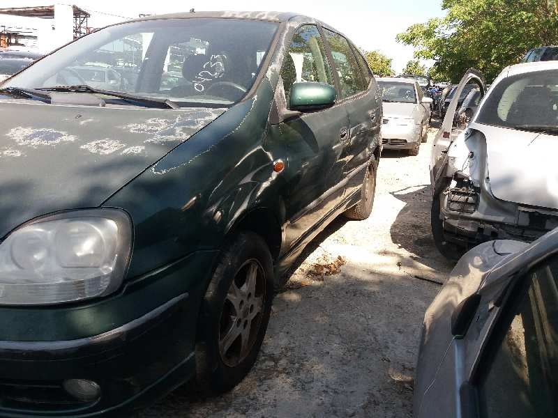 nissan almera tino (v10m) 2.2 dci diesel cat   |   0.00 - ... | 2000 | 112 cv / 82 kw del año 2000
