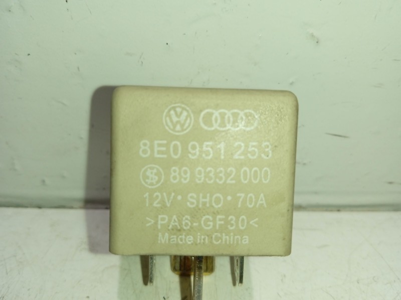 Recambio de rele para audi a6 c6 (4f2) 2.0 tdi referencia OEM IAM 8E0951253 899332000 614