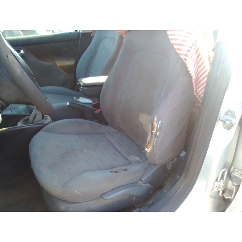 seat leon (1m1) del año 2000