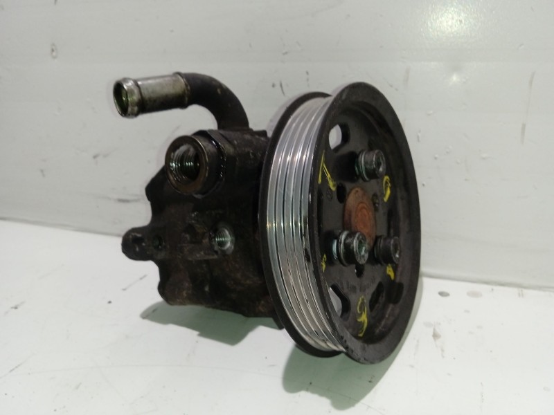 Recambio de bomba servodireccion para volkswagen passat berlina (3b3) comfortline referencia OEM IAM 8D0145156K  