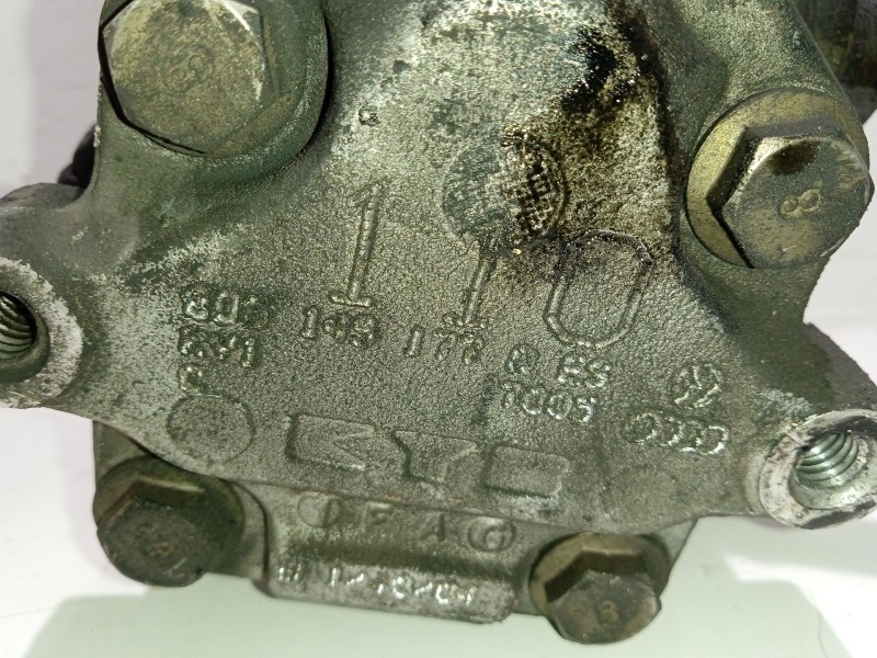 Recambio de bomba servodireccion para volkswagen passat berlina (3b3) comfortline referencia OEM IAM 8D0145156K  