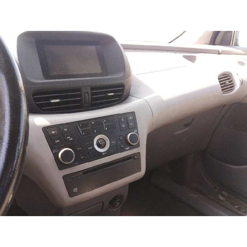 nissan almera tino (v10m) 2.2 dci diesel cat   |   0.00 - ... | 2000 | 112 cv / 82 kw del año 2000