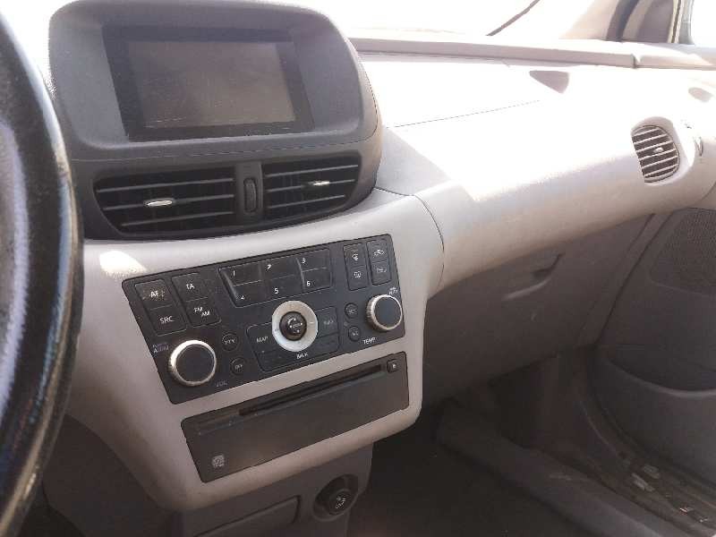 nissan almera tino (v10m) 2.2 dci diesel cat   |   0.00 - ... | 2000 | 112 cv / 82 kw del año 2000