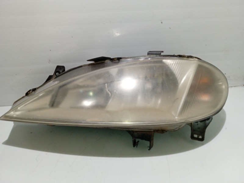 Recambio de faro izquierdo para renault megane i (ba0/1_) 1.9 dti (ba1u) referencia OEM IAM   