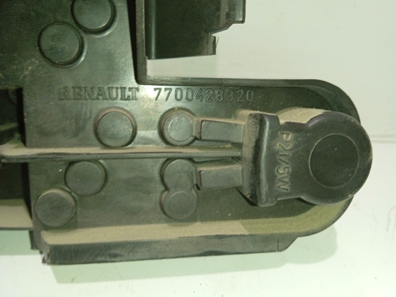 Recambio de portalamparas para peugeot 308 referencia OEM IAM   